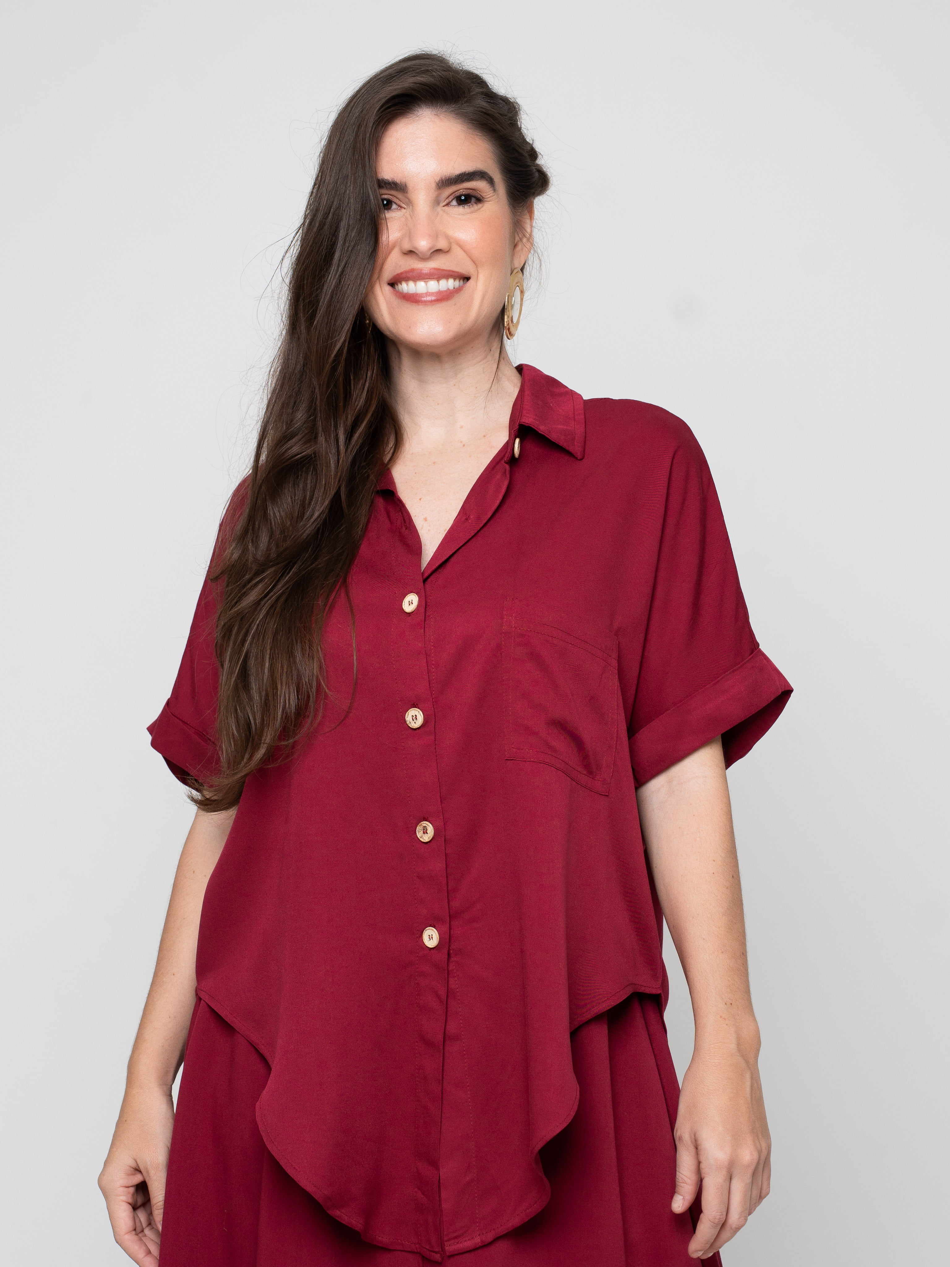 Camisa Bairrista Vinho // botões ecológicos