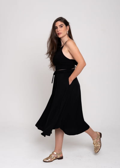 Saia Movimiento Preta // Tecido com viscose 